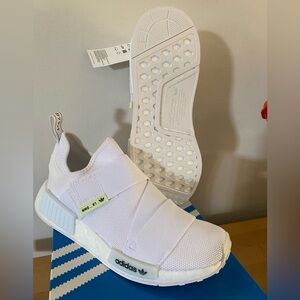 NWB Adidas NMD R1 Cloud White with Self Fastening Straps Sz 8